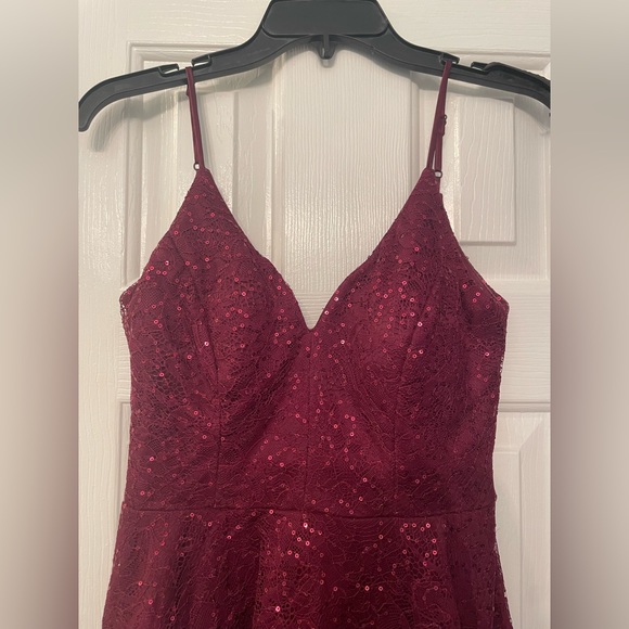 Junior Girl Homecoming/prom dress - Picture 2 of 8